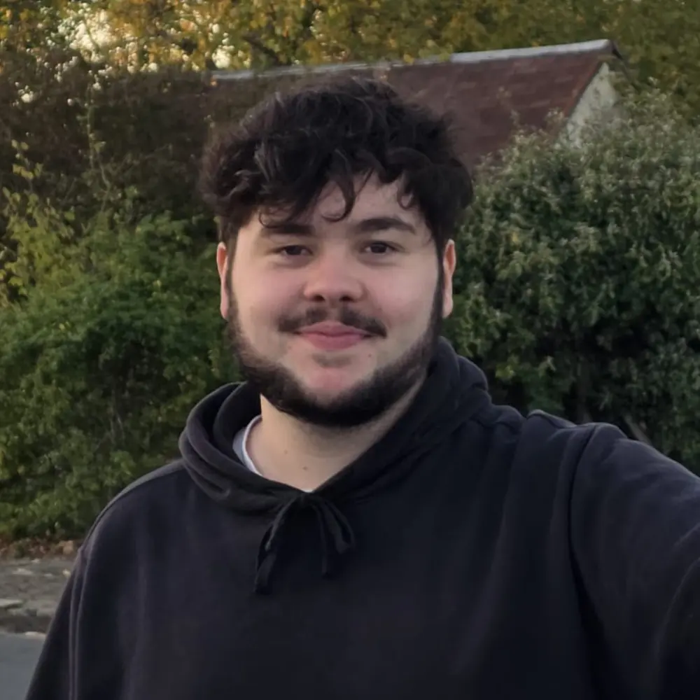 Bastien, développeur et fondateur de Lampyre Studio